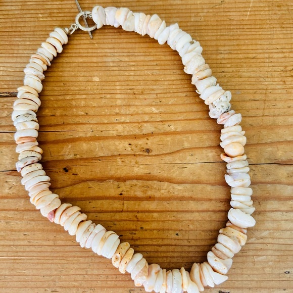 Vintage 1970’s genuine Hawaiian Puka shell necklace made by 2 Up Kauai - Picture 7 of 8